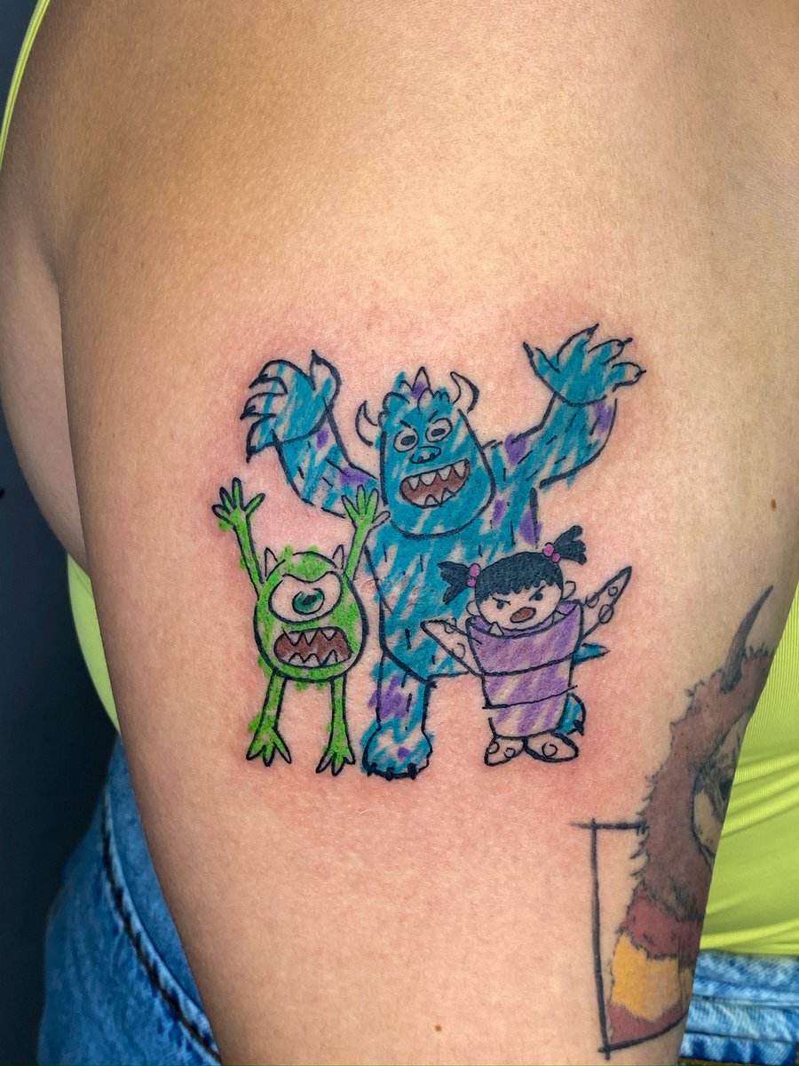 tonhodecalcinha's tweet photo. Duvido vcs compartilharem essa tattoo de Monstros S.A. que eu fiz https://t.co/KfCPUcJGMi