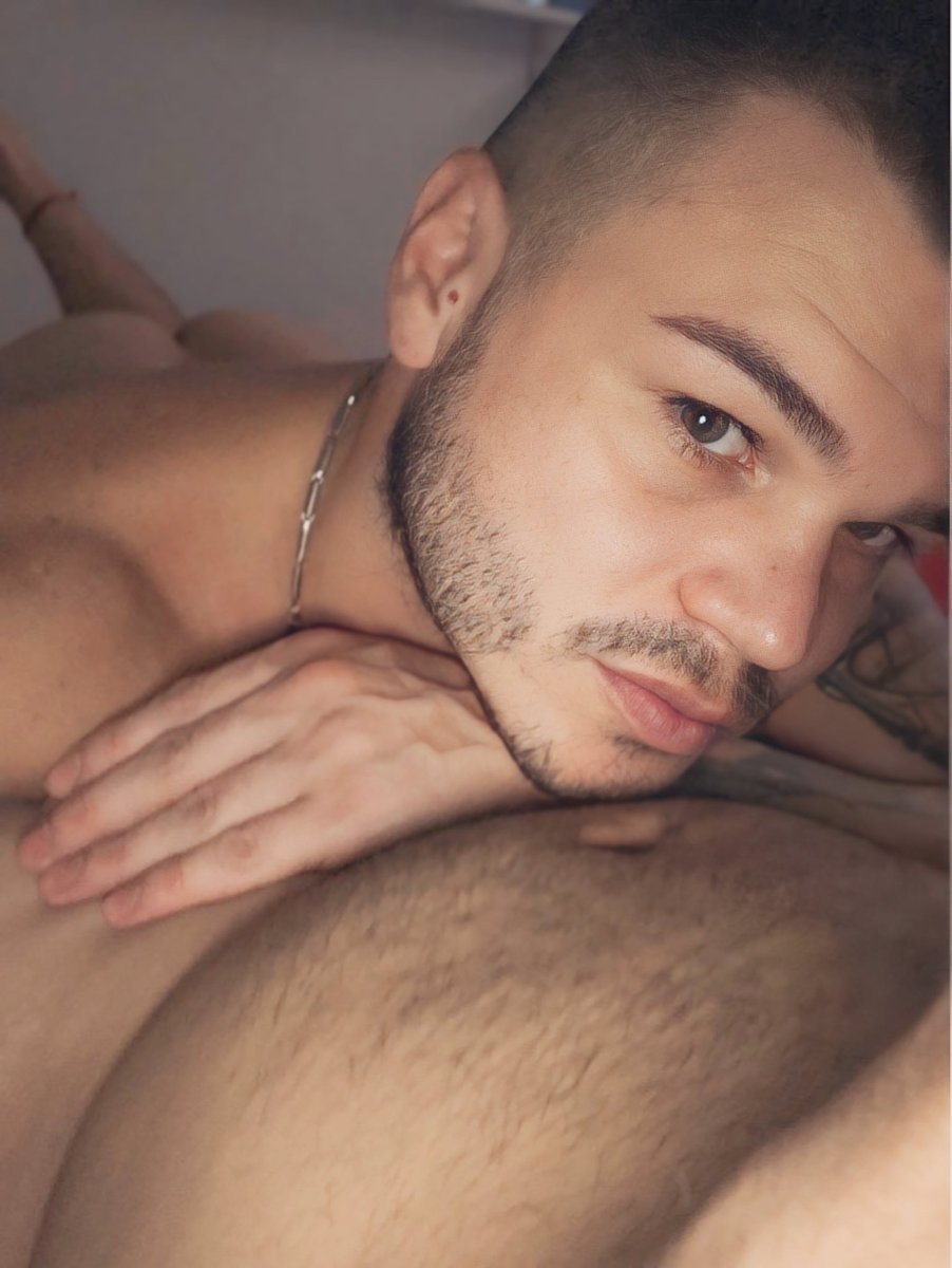 keenprinc's tweet photo. YA DISPONIBLE!!

https://t.co/CceudhsAhV

Rica siesta 💤 
Nivel nap 💤 con @Chayno_ https://t.co/LszV5g1LJQ