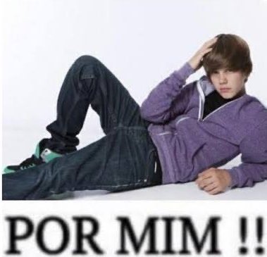 deborafd_'s tweet photo. @biebernovidade As roupas que ele me obrigou a comprar estão assim no meu armário https://t.co/VHU4Wc9Xmw