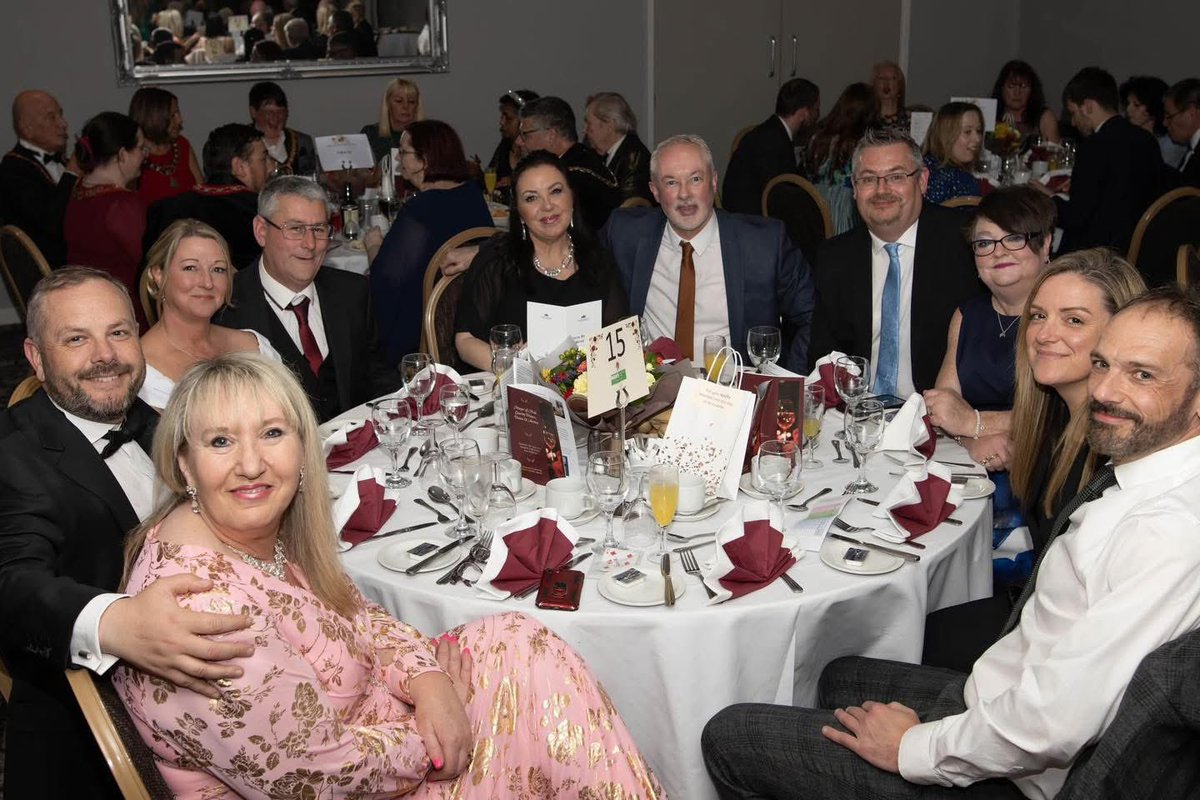 NWalesSocial's tweet image. #NWalesHour 
#Moldbusinessnightout 
#outout 

More pics from last Saturdays fab @moldtowncouncil Lord Majors charity dinner ball, a pleasure to have @AmyandFriends @CACCoach @LightfootClean @JannieBroadcast and more with us on our rocking the night away @NWalesSocial table