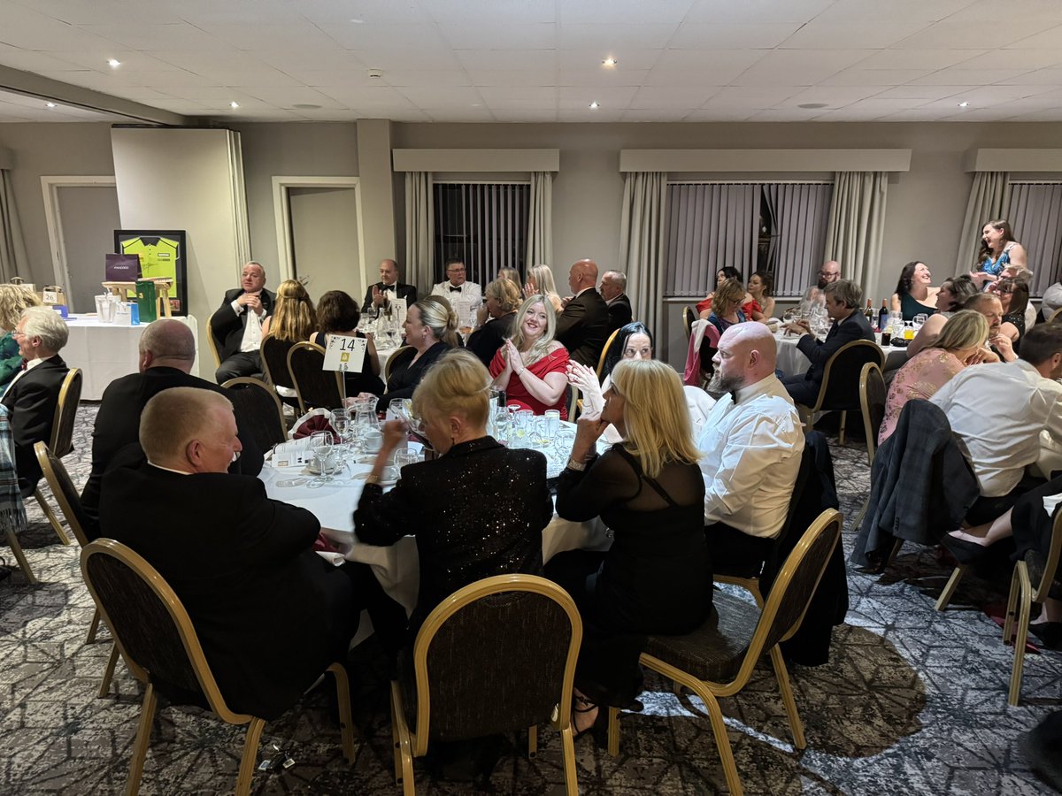 NWalesSocial's tweet image. #NWalesHour 
#Moldbusinessnightout 
#outout 

More pics from last Saturdays fab @moldtowncouncil Lord Majors charity dinner ball, a pleasure to have @AmyandFriends @CACCoach @LightfootClean @JannieBroadcast and more with us on our rocking the night away @NWalesSocial table