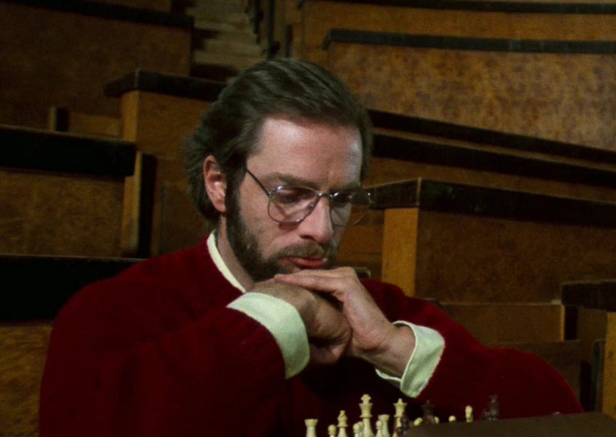 Happy birthday to Paolo Malco — a mainstay of 1980s Italian horror.  

Watch him in The New York Ripper (1982) as Dr. Paul Davis, drawn into the mind of a killer in one of Fulci’s most infamous shockers. Available via Shameless.  

shameless-films.com/product/new-yo…