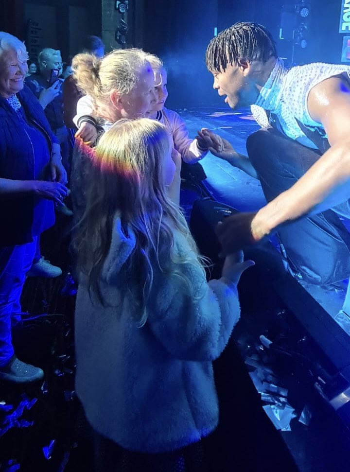CiaraOB10626135's tweet photo. Favourite Memory? Watching @jojo_radebe strutting his stuff in the colourful & dynamic Freedom Unleashed. And the delight on my daughter’s faces when they met the star of the show & Jessica received a 7th birthday kiss on the hand. We love @BGETheatre #BGET15 https://t.co/RcIpmPp9qP