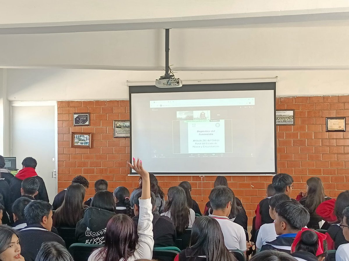 escuela_273's tweet photo. Dentro del marco de la protección de derechos de niños, niñas y adolescentes, la prevención de riesgos psicosociales y prevención de violencia escolar, la Fiscalía General de Justicia impartió la conferencia digital “Prevención de la violencia contra las mujeres: feminicidio” https://t.co/1KzQ3OUHRR