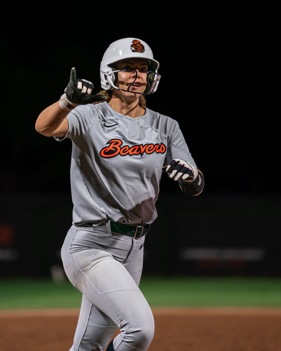 Oregon State Softball (@beaversoftball) on Twitter photo Last night, the πππ©π¨ π¬ππ§π ππ€π© π₯
20 runs, 22 hits, 3 HR, 3 2Bs
#GoBeavs | <a href="/RawlingsSB/">Rawlings Softball</a> Last night, the πππ©π¨ π¬ππ§π ππ€π© π₯
20 runs, 22 hits, 3 HR, 3 2Bs
#GoBeavs | <a href="/RawlingsSB/">Rawlings Softball</a>
