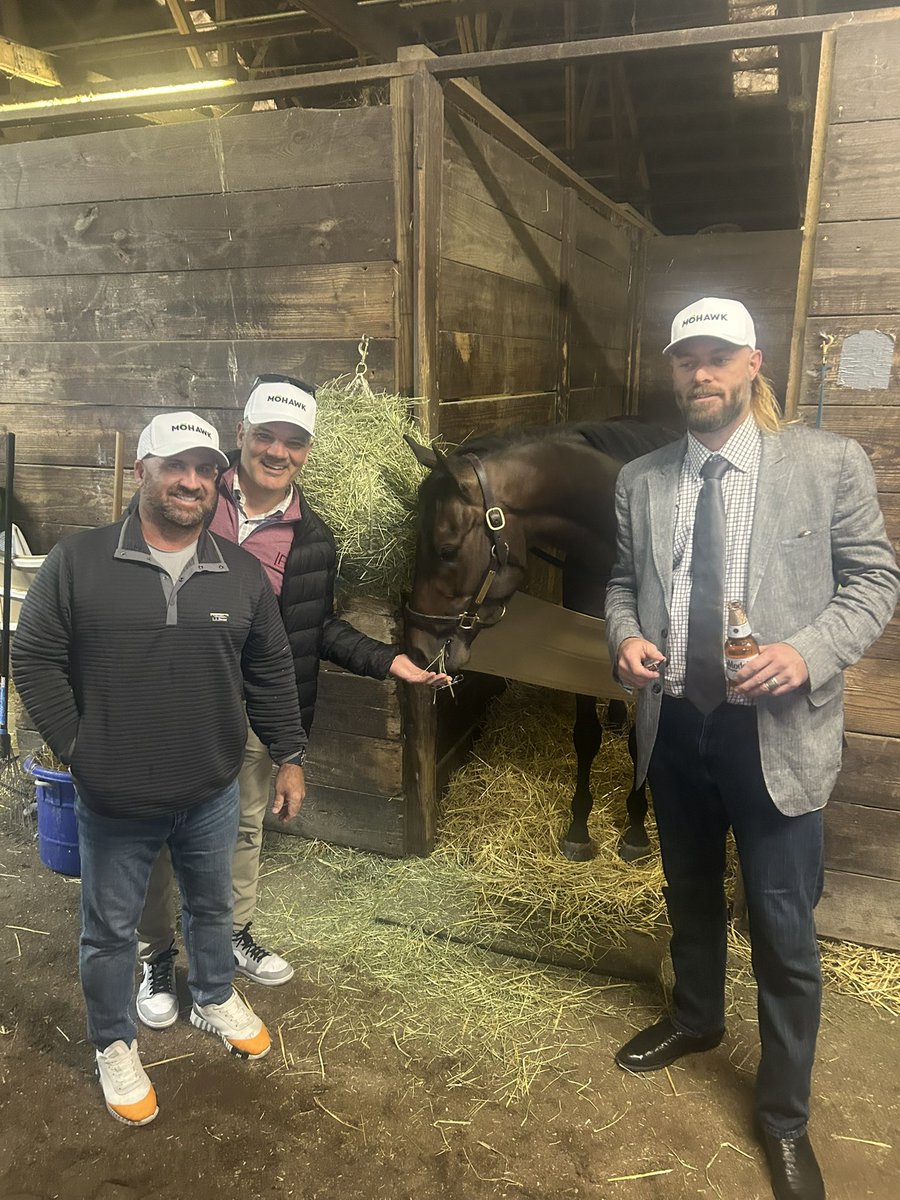 Jeff Berry (@jeffberrymlb) on Twitter photo Thanks to trainer Whit Beckmann, <a href="/LegionBldstk/">Legion Bloodstock</a> , <a href="/twoeight_racing/">Jayson Werth</a> , <a href="/IconRacingLFG/">IconRacingLFG</a> , <a href="/durrtraining/">Travis Durr Training Center</a> . These guys are going to the derby🐎🐎🐎 Thanks to trainer Whit Beckmann, <a href="/LegionBldstk/">Legion Bloodstock</a> , <a href="/twoeight_racing/">Jayson Werth</a> , <a href="/IconRacingLFG/">IconRacingLFG</a> , <a href="/durrtraining/">Travis Durr Training Center</a> . These guys are going to the derby🐎🐎🐎