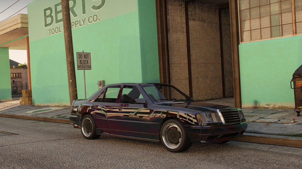 GTA6NewsArabic's tweet photo. المود الأسطوري NaturalVision Enhanced قادم لنسخة GTAV المحسّنة مجانًا للجميع!
المطوّر Razed شارك صورًا جديدة والعمل جارٍ على التريلر الرسمي، والإصدار متوقّع في الربيع!
استعدوا لتجربة بصرية مذهلة لم تعهدوها من قبل!
#GTAV #NaturalVision #مودات_GTA5 #GTA5 #GTA5PC https://t.co/KQ5uGfLavk