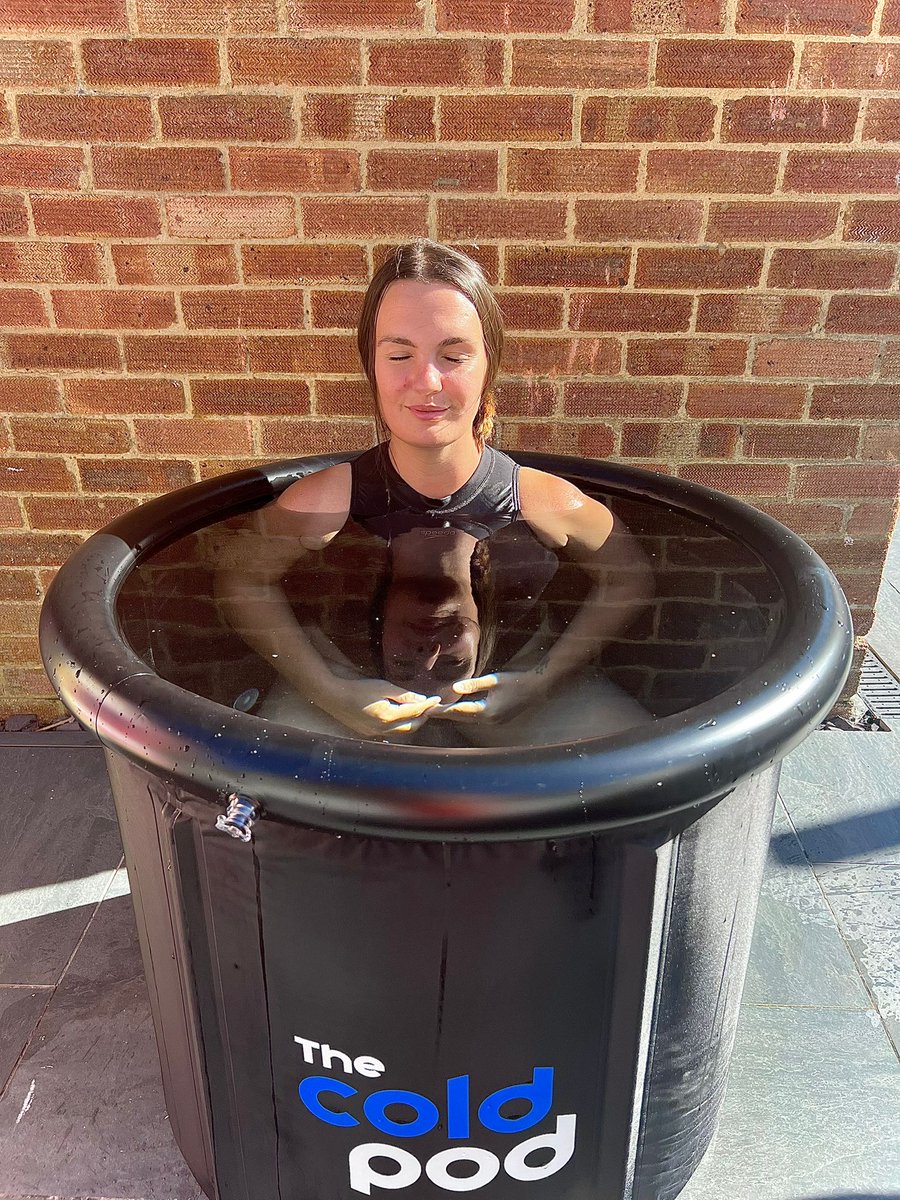 Boost your mood, improve sleep, and reduce stress levels. Cold Water Immersion stimulates the production of endorphins, which are your body’s natural mood enhancers.⁠

CWI is a game changer for your mental health! ❄️ 

#Mindfulness #MentalHealth #ColdWaterImmersion #IceBath