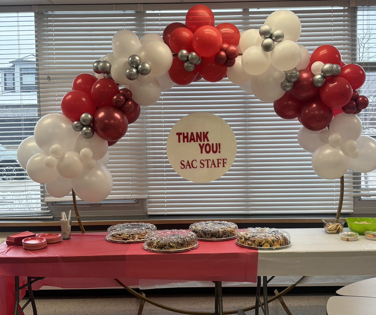 How lucky are we? Thank you so much <a href="/SACHomeSchool/">Sir Arthur Currie Council / H&SA</a>! Such a lovely gesture on this cold day!