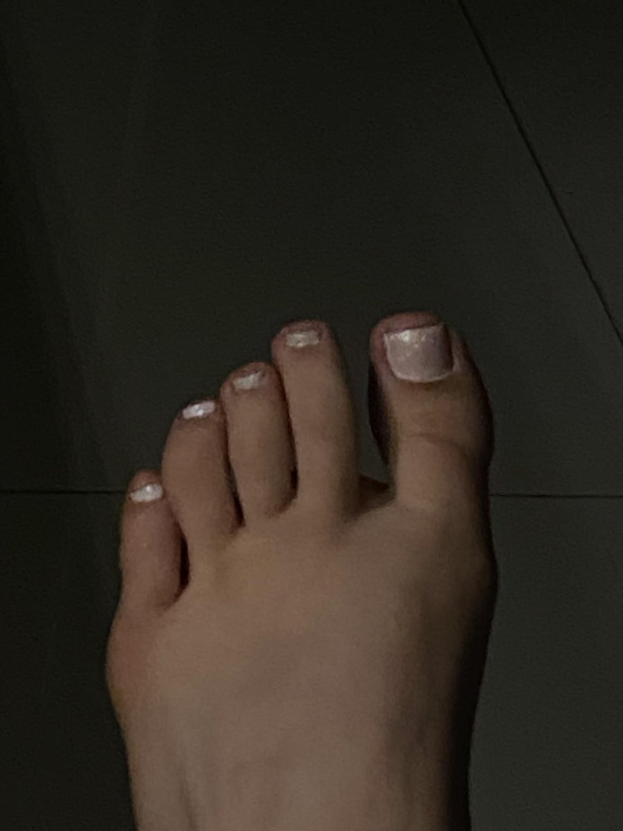 zatracenie___'s tweet photo. frajer frajer dawaj hajs 💰💸 #findom #femdom #moneyslave #paypig #finsub #domina #dom #piesek #stopy #feet #feetsell #stopysprzedam #sugarmommy #sugardaddy #sugarbaby https://t.co/2sWZx0h2a1