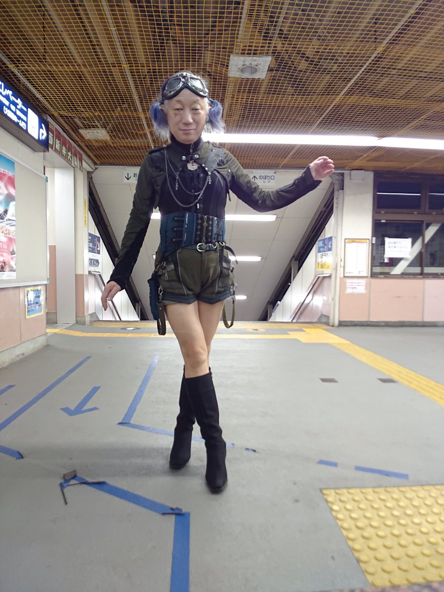 saori_mistress's tweet photo. 2025April11
今朝は雨上がりの曇り模様。折り畳み傘は用意しました(^_^ゞ
#ozzon #ozzonjapan #ozzonest #ozzcoroce #BALMAN #TAKARAYA #かねまつ https://t.co/oDQUQXQTsJ