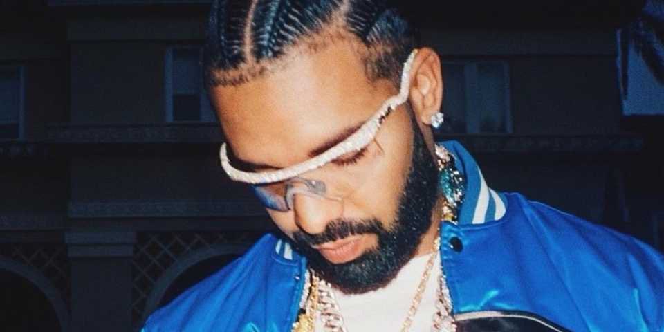 NowCastTo's tweet image. Drake Gets a Much-Needed Win Against Kendrick Lamar as His New Single Tops Music Charts