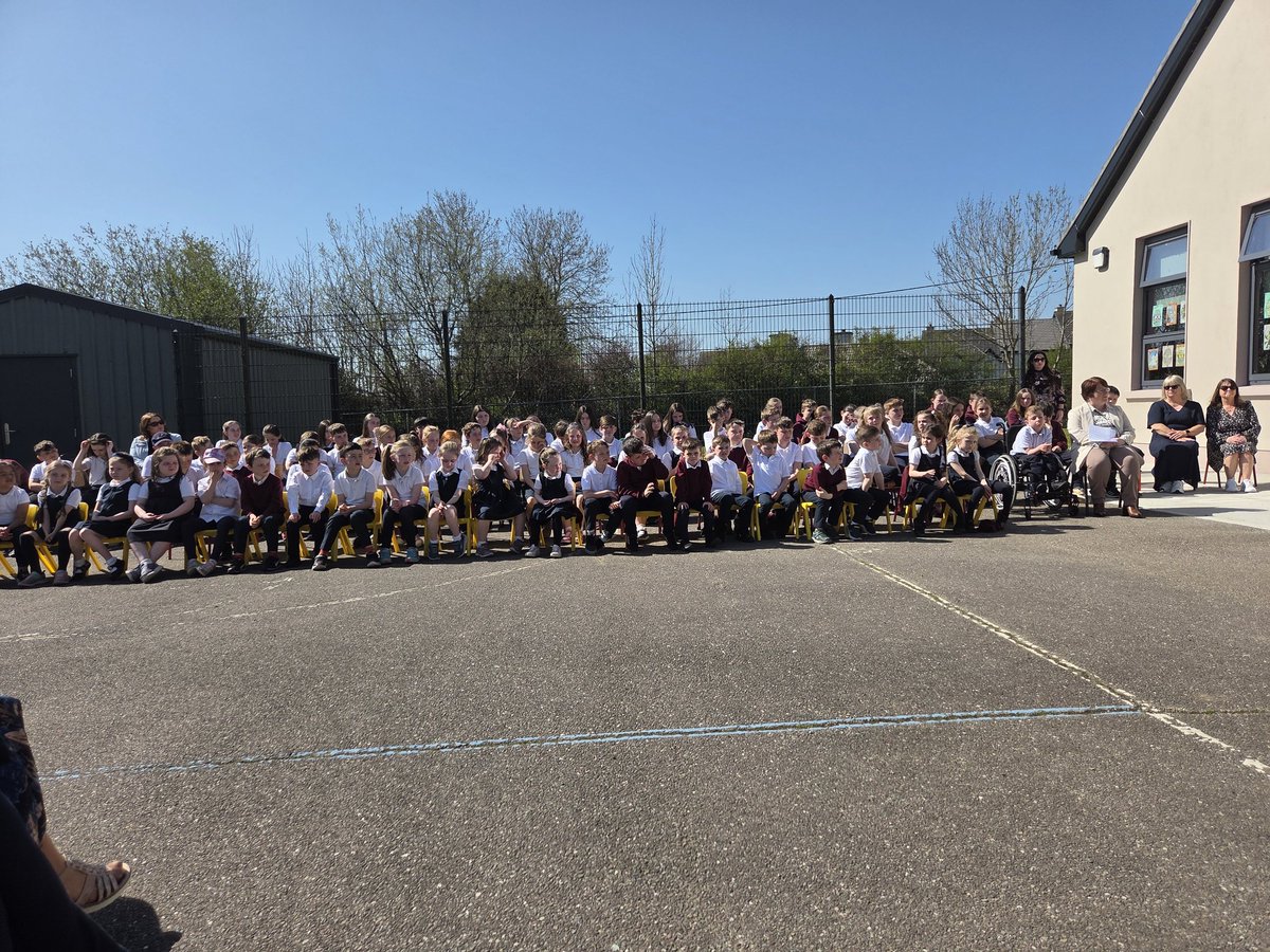 johnpauloshea1's tweet photo. It was great to be in #Freemount today for the official opening of the new extension to Freemount National School funded by the Department of Education.

What a lovely sunny 🌞 day and to be entertained and shown the lovely new extension.

Thanks to all the staff, pupils, parents & community of Freemount for the welcome and the very best wishes for the years ahead.

John Paul