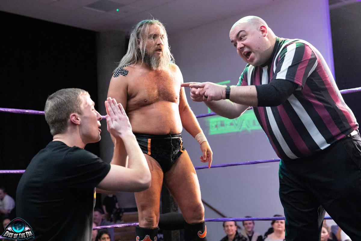 Keeping busy but I can always be busier! I want to get out and work with some new people!

Based in the mids, but willing and able to travel. If you’re after a fully trained, first aid trained, reliable ref for your show, drop me a line and let’s have a chat!

Shares appreciated!