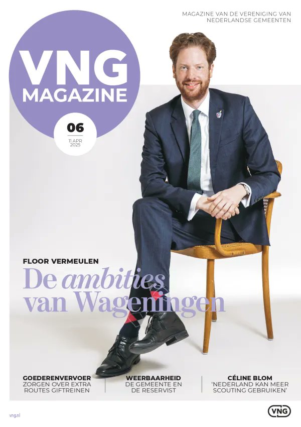 Op een originele stoel van de capitulatie in 1945 uit hotel De Wereld op de cover van VNG Magazine.

Over onze mooie stad Wageningen, onze hoge ambitie, over maximale druk op het kabinet tegen de bezuinigingen, onze mooie universiteit én 80 jaar vrijheid.