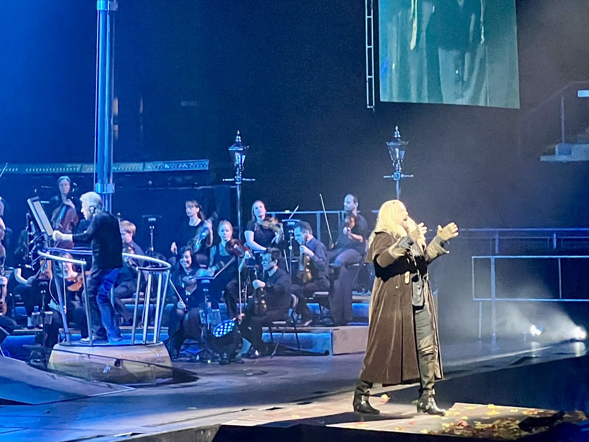 GuruPhil's tweet photo. ⁦@TheNathanJames⁩ is, yet again, stealing the entire show at ⁦@twotwofficial⁩ in Nottingham. Stop showing everyone else up, brother (btw don’t, you’re again the highlight!) #ULLA! #Waroftheworlds #theeveofthewar ⁦@TheEveofTheWar1⁩ https://t.co/5UzJSXiPRp