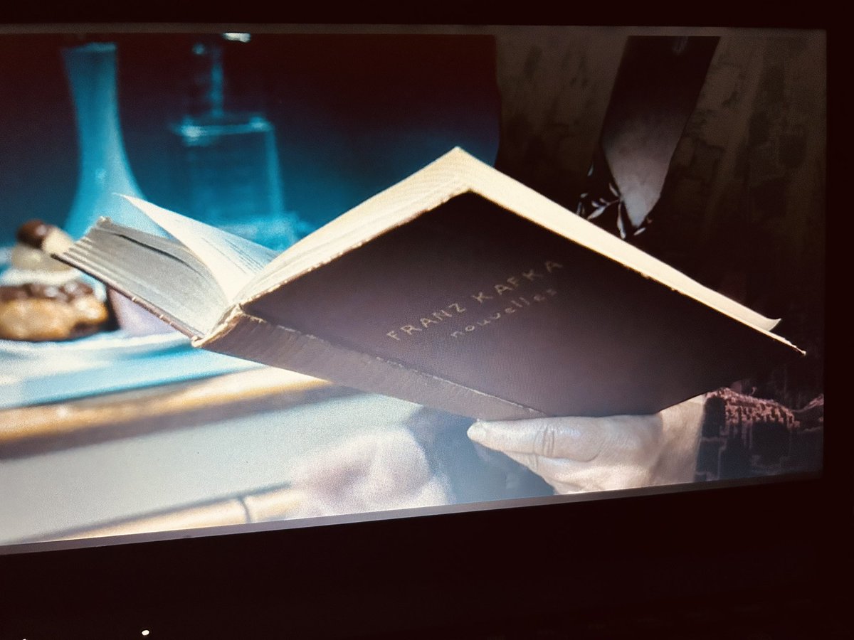 defnezgi9's tweet photo. books in cinema
🎬Umut Limanı : 2011 
@mubiturkiye https://t.co/XvKPb0jGEs