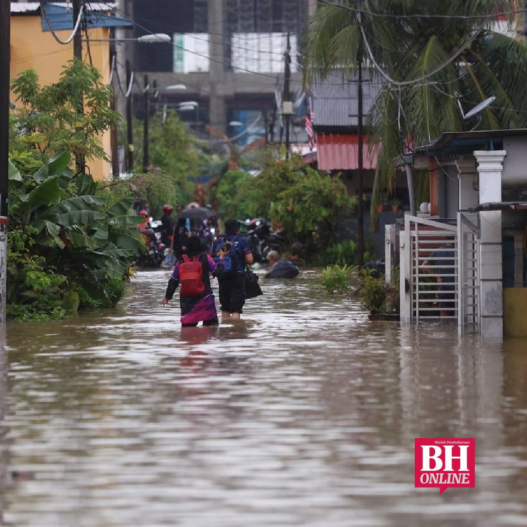 bharianmy's tweet image. Keadaan terkini banjir di Padang Jawa Shah Alam. - Foto NSTP/ Ahmad Ukasyah