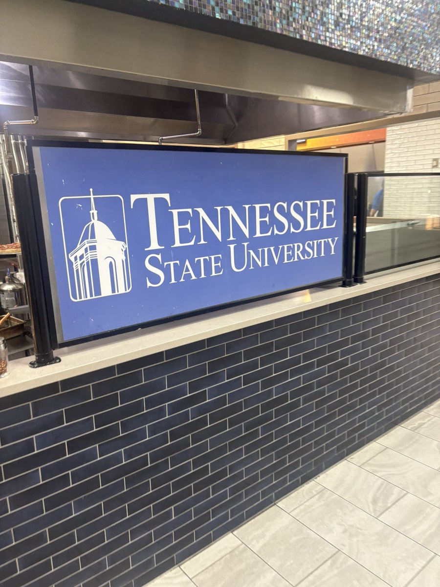 Tav_Williams's tweet image. It was a honor during the 2025 MSA conference to visit one of my students from the @blanche_ely Class of 2024 and seeing him thriving academically and socially at @TSUedu Great school and great young man from Pompano Beach FL. #TheFutureisBright Tiger Pride 🐅 @EddieGeorge2727