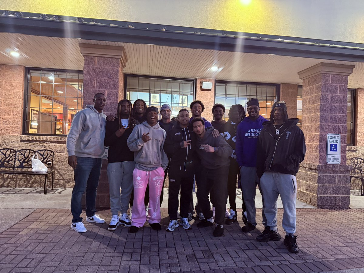 Blessed to break bread with the fellas tonight!! 

#GoDukes 
#Brotherhood25