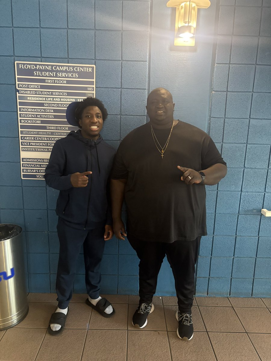 Tav_Williams's tweet image. It was a honor during the 2025 MSA conference to visit one of my students from the @blanche_ely Class of 2024 and seeing him thriving academically and socially at @TSUedu Great school and great young man from Pompano Beach FL. #TheFutureisBright Tiger Pride 🐅 @EddieGeorge2727