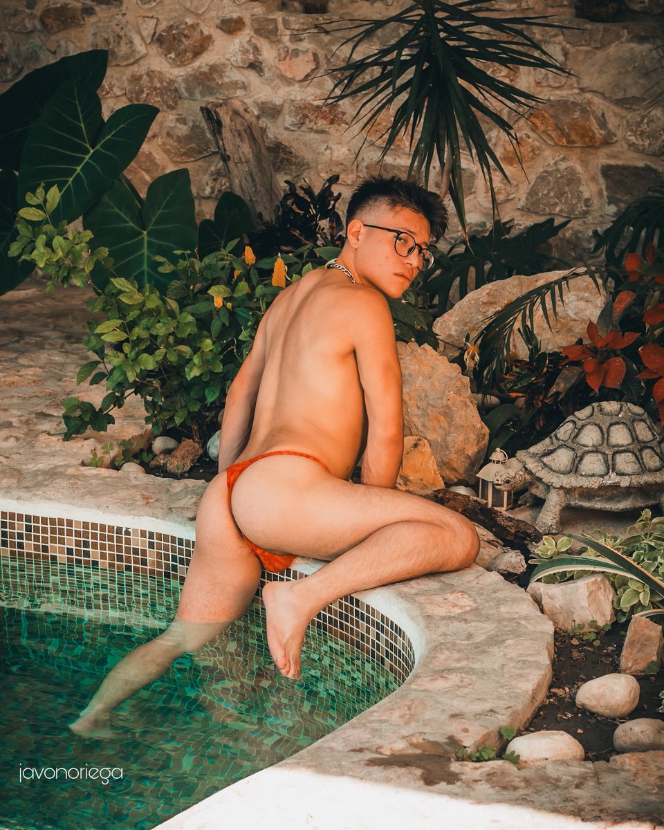 scarmaury's tweet photo. CHUDAI 🔥🥵🍑
🏰 @figaroool      📷 @thegaycrush 
🍁 @Cannlub420 https://t.co/nz8deyuwXj