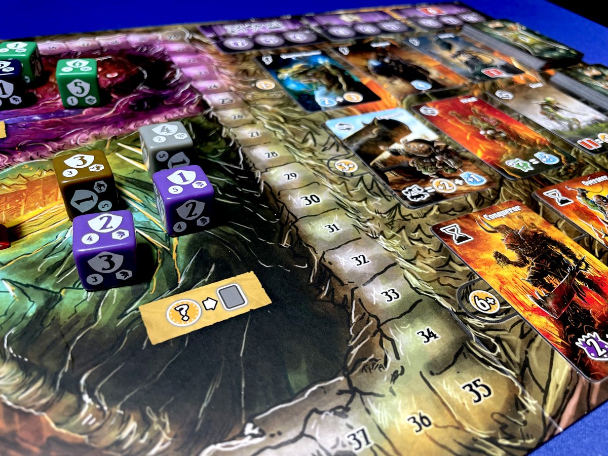 Wraith dice are a fun addition to Shadow Kingdoms from the Rise of Titans expansion! These purple dice have big discounts so you can recruit some very cheap champions.