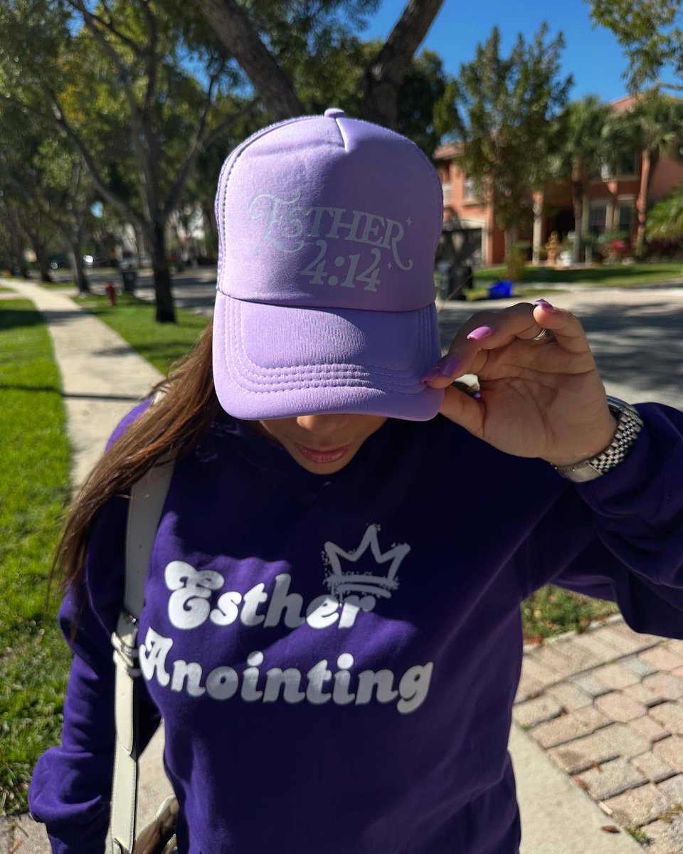 Jennifer_caro tweet media