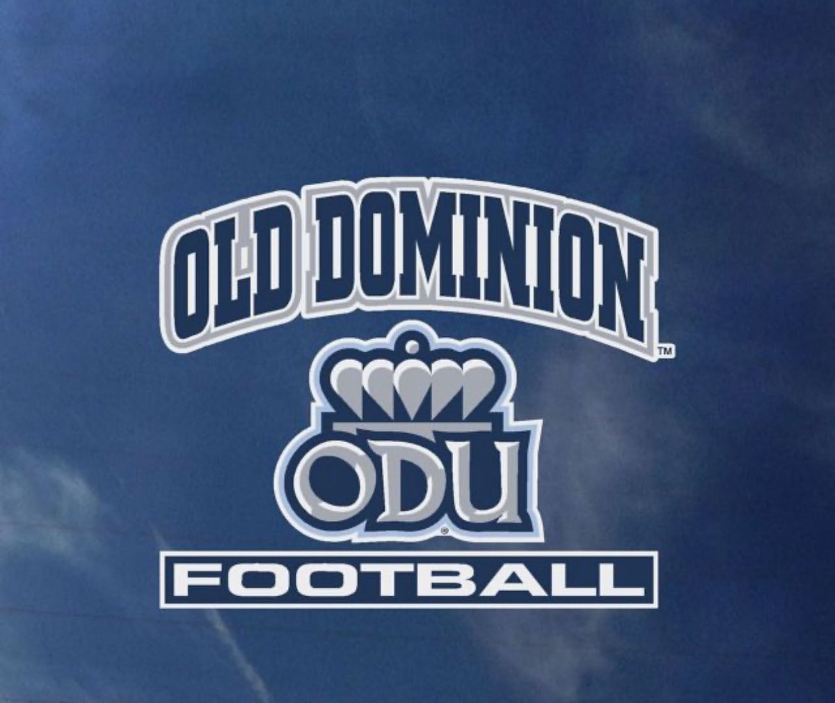 Cantgaurdb3's tweet image. ole dominion offered 💙🤍@CoachKodyCook19