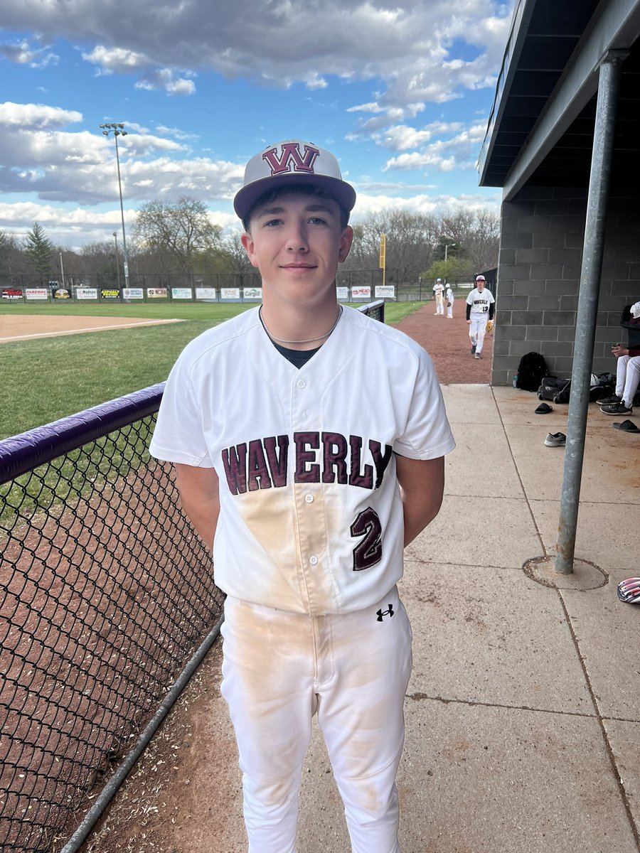 Waverly beats Neb City 16-1
MacDonald throws a NO NO!
5IP 0H 1R 2BB 13SO

Barrels were hot 

Harstick 1R 2H 2RBI 
Eloi 2R 2H 3RBI
MacDonald 2R 4H 1RBI
Amen 3R 2H 1RBI
Henrichs 1H 1RBI
Bacon 3R 1H 1BB
Radenslaben 2R 1H 3RBI 1BB
Fink 1R 1H 2RBI
Wood 1R 2H 2RBI
Lorence 2R 1H 1RBI