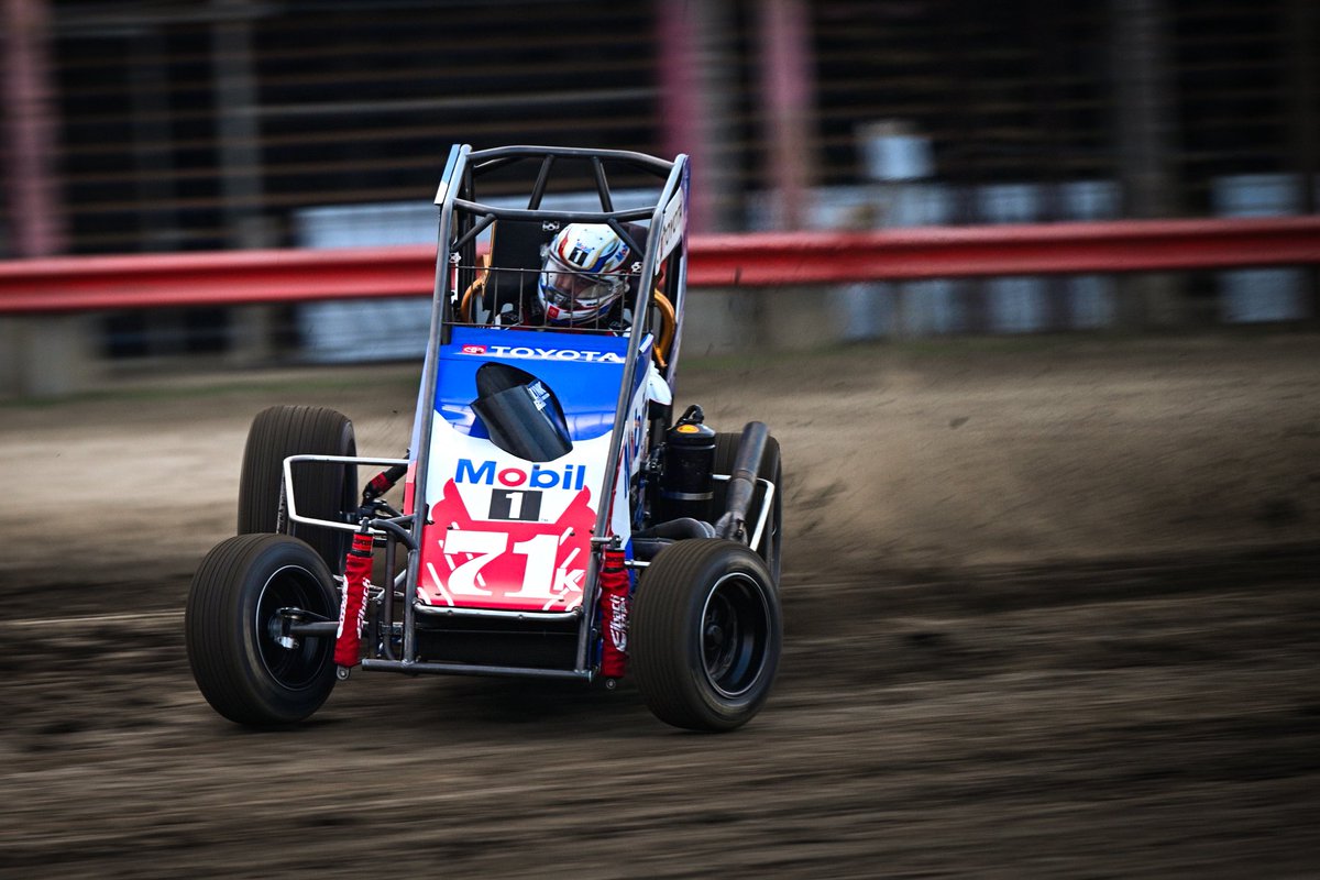 Xtreme_Outlaw's tweet photo. ⏱️ @cannonmacracing sets the overall fastest lap in #Illini100 practice night with a 12.879!

2. @TMezdriftz 
3. @JacobDenney11 
4. @Gavin_Miller97 
5. @AlexKarpowicz72 

Tomorrow, it’s showtime 😎 https://t.co/gLqWVU8GRz
