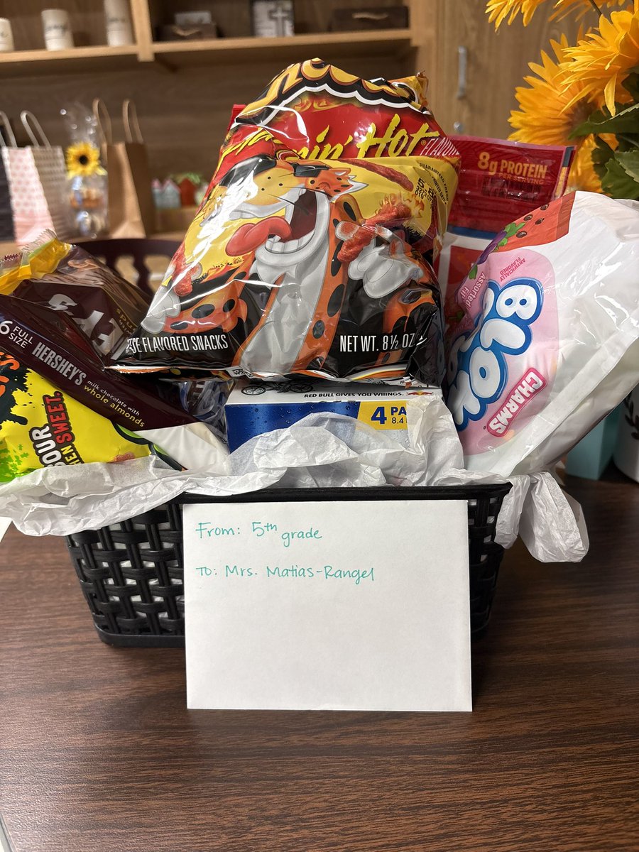 Laura Matias Segovia, M.Ed (@lauramatiasseg1) on Twitter photo Blessed by all means, thank you God.🙏
To my wonderful and amazing <a href="/EckertES_AISD/">Eckert Elementary</a> team, thank you from the bottom of my heart for showering me with so much love this week. 🌻 ❤️🥰 Blessed by all means, thank you God.🙏
To my wonderful and amazing <a href="/EckertES_AISD/">Eckert Elementary</a> team, thank you from the bottom of my heart for showering me with so much love this week. 🌻 ❤️🥰