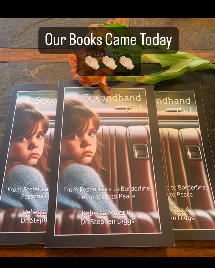 miss_bpd's tweet photo. Secondhand Girl: From Foster Care to Borderline Personality to Peace. On amazon! ✨link in bio✨ https://t.co/Xd1adHNYYC