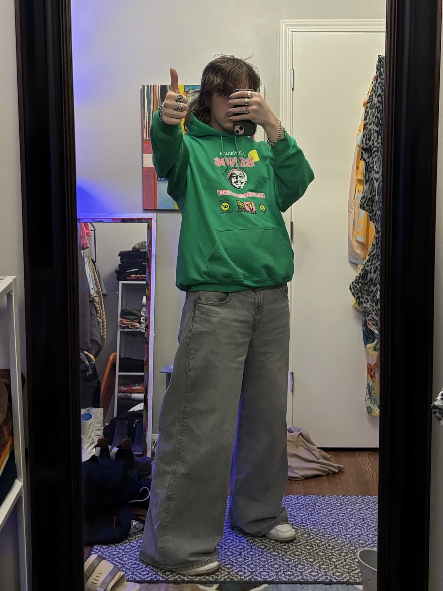KryozGaming's tweet photo. These are women’s pants do they make my coochie look good https://t.co/EgjgmwckjO