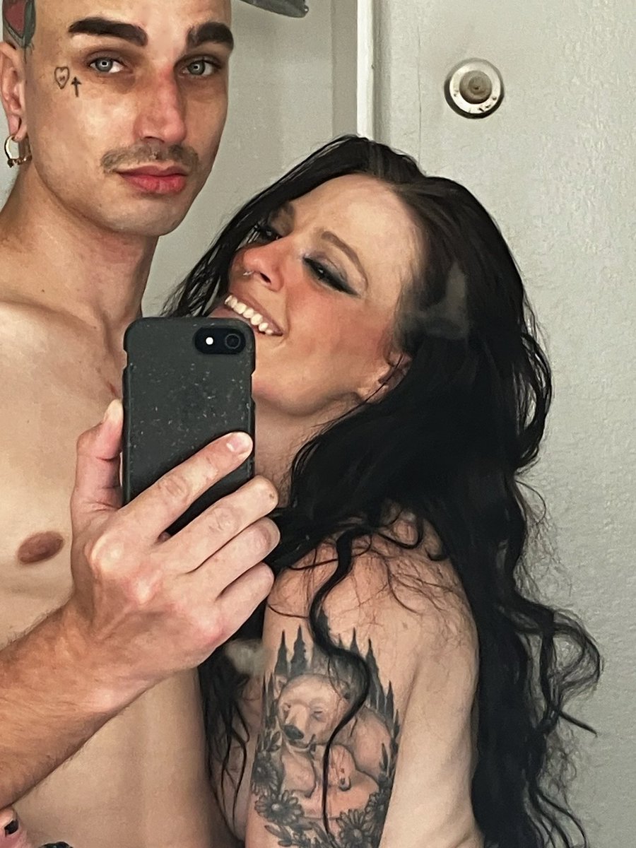 NaTnCaP's tweet photo. #beautifulcouples These are the unedited, quick-drops from this set. Wanna see the whole thing?? VIDEOS? TONS more PICS?? Link is in our bio. They’re being uploaded as I’m typing. #fyp  
#NSFW https://t.co/LJHKmAcoQN