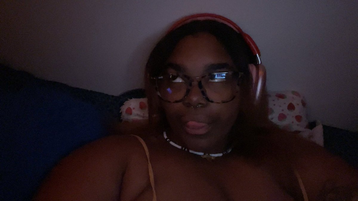 maya 💋 tweet media