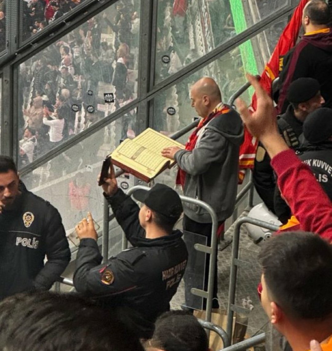 #BugünGünlerdenGALATASARAY