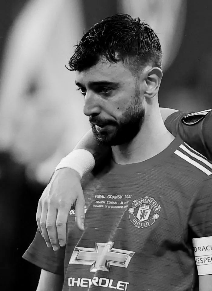 ij65l's tweet photo. De gea 2021.                    Onana 2025 https://t.co/iV8uKPxfUg