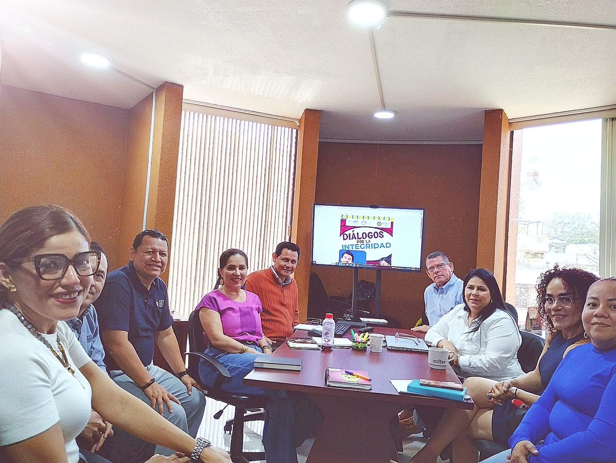 cpctab's tweet photo. Hoy, los integrantes del CPC @cpctab participaron en la reunión de trabajo para discutir temas relacionados con la campaña SEA ÍNTEGRO. Como parte de las respectivas actividades del Plan de Trabajo. https://t.co/CwGaO4GEaX