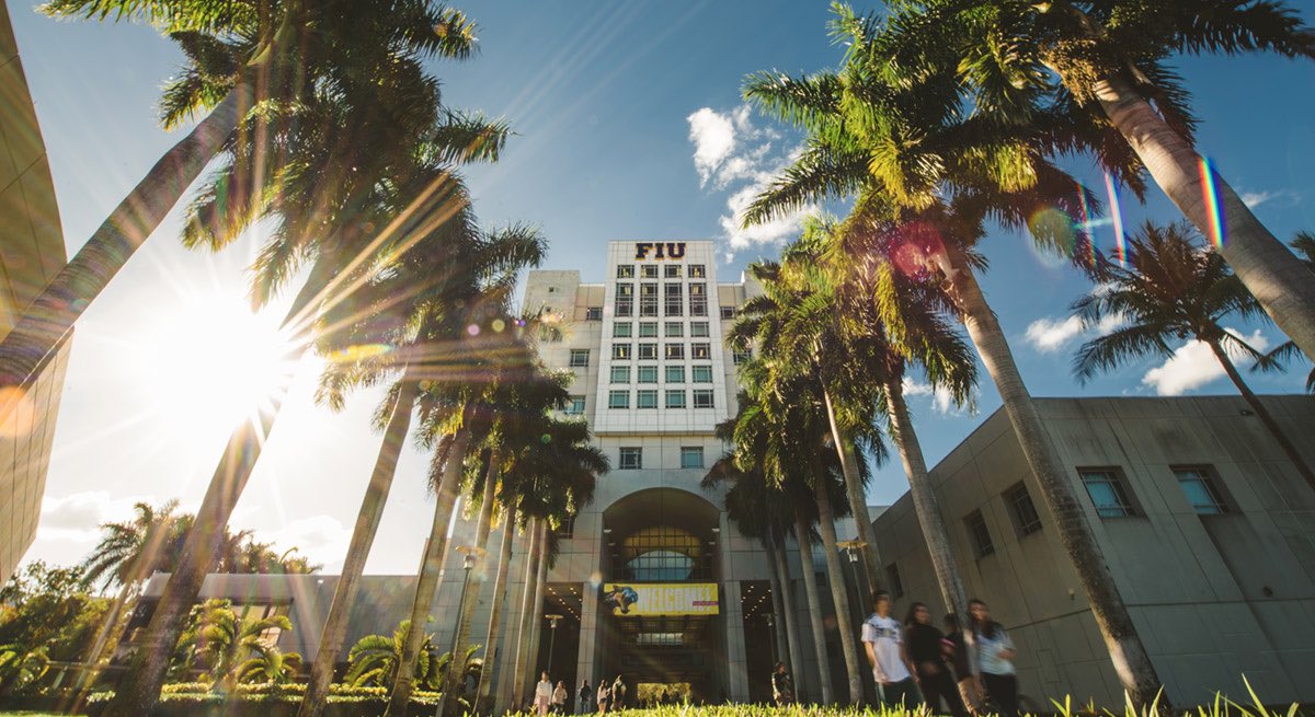 _Troy_Scott's tweet image. I will be visiting (F)lorida (I)nternational (U)niversity On June 4th. @FIUFootball @HCWillieSimmons @CoachJB_4