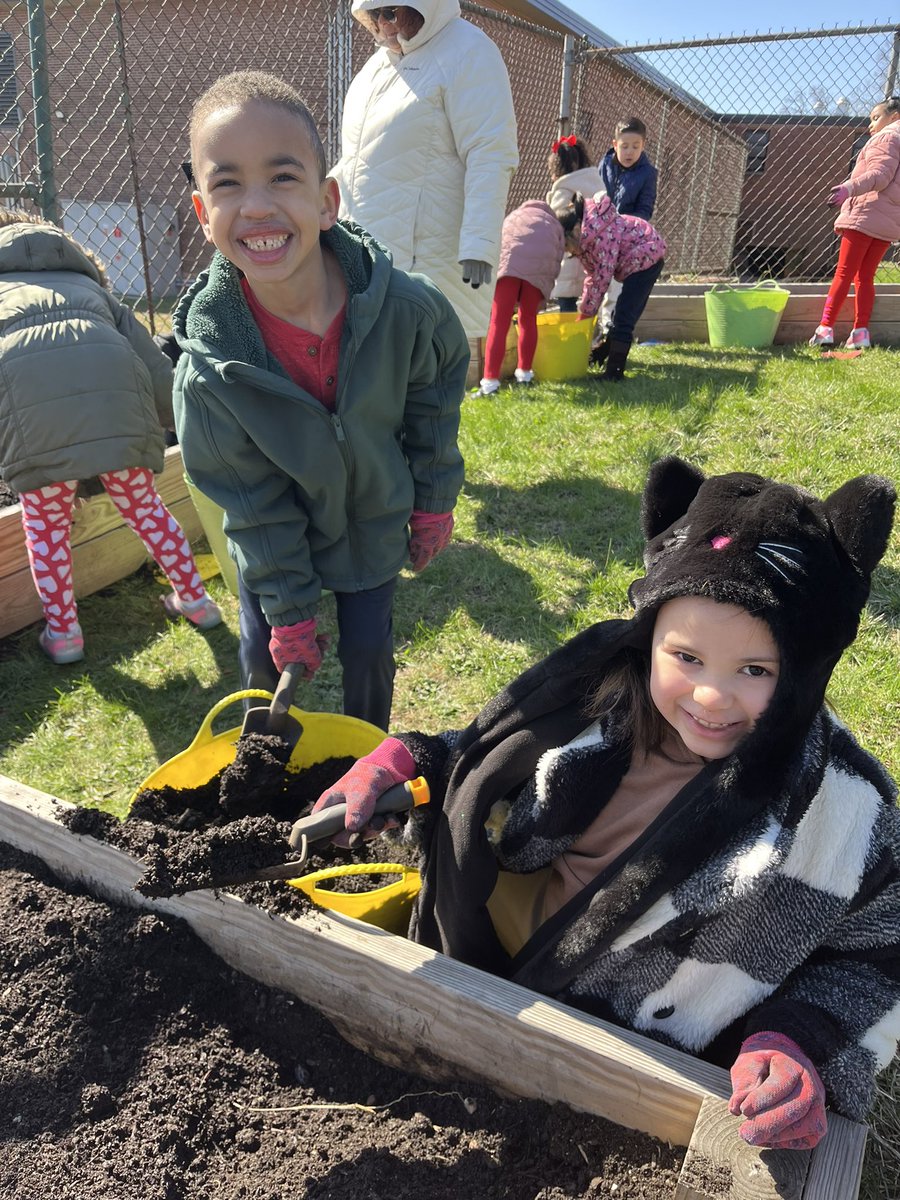 School 3 Belleville (@s3_belleville) on Twitter photo City Green stopped by to help prepare our garden beds for spring planting. Ms. OβMaraβs class did a great job getting the garden ready! <a href="/omara_taryn/">Ms. O'Mara</a> <a href="/citygreennj/">City Green</a> City Green stopped by to help prepare our garden beds for spring planting. Ms. OβMaraβs class did a great job getting the garden ready! <a href="/omara_taryn/">Ms. O'Mara</a> <a href="/citygreennj/">City Green</a>
