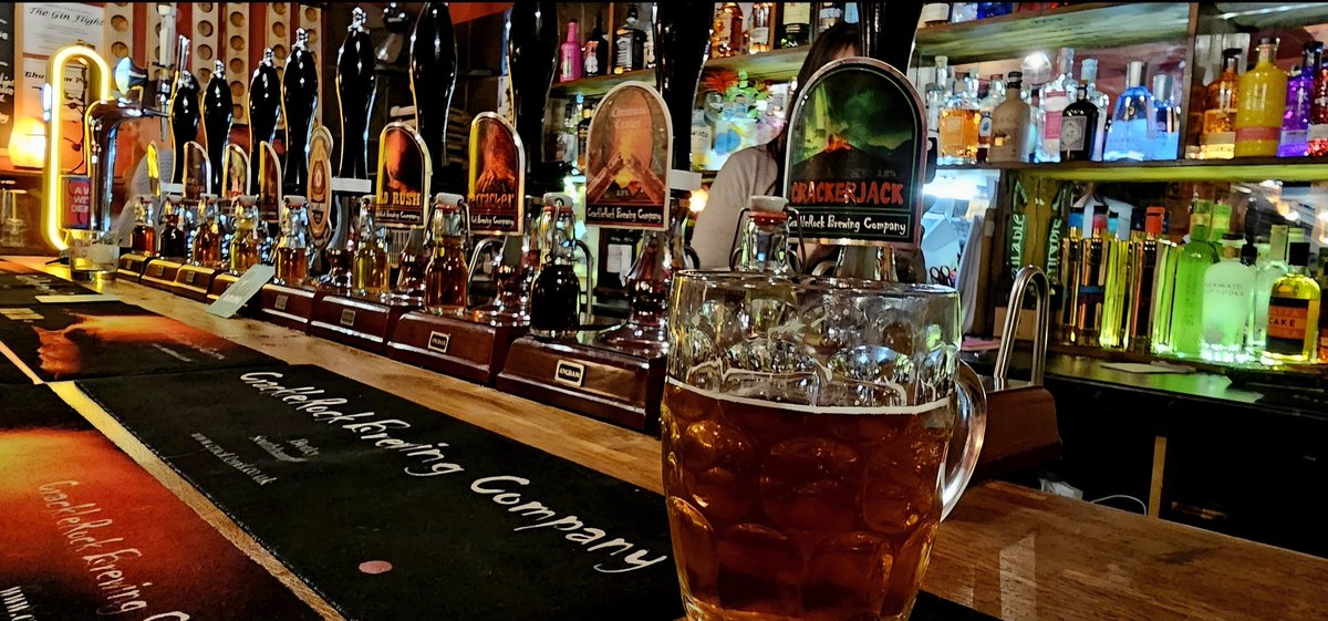 StuPCal's tweet photo. @MerlinFDC4 @fredsirieix1 Ace idea @MerlinFDC4 &amp; @fredsirieix1. My offering is the incredible @cracklerock brewing in Botley, Hampshire. Up to 12 of their own brews on tap and an incredible community spirit https://t.co/7nFVEtviJc