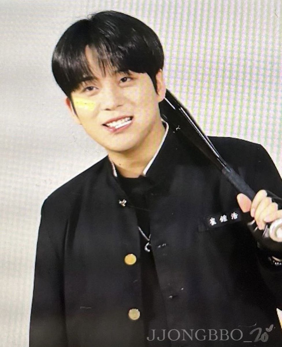 jonghoping's tweet photo. Smash that like button and subscribe for more #ATINY #JONGHO #ATEEZFOREVER #jonghopinglovesjongho4ever #RIBO #JJONGPPO #ILOVEJONGHO https://t.co/8pXeC5hE3m