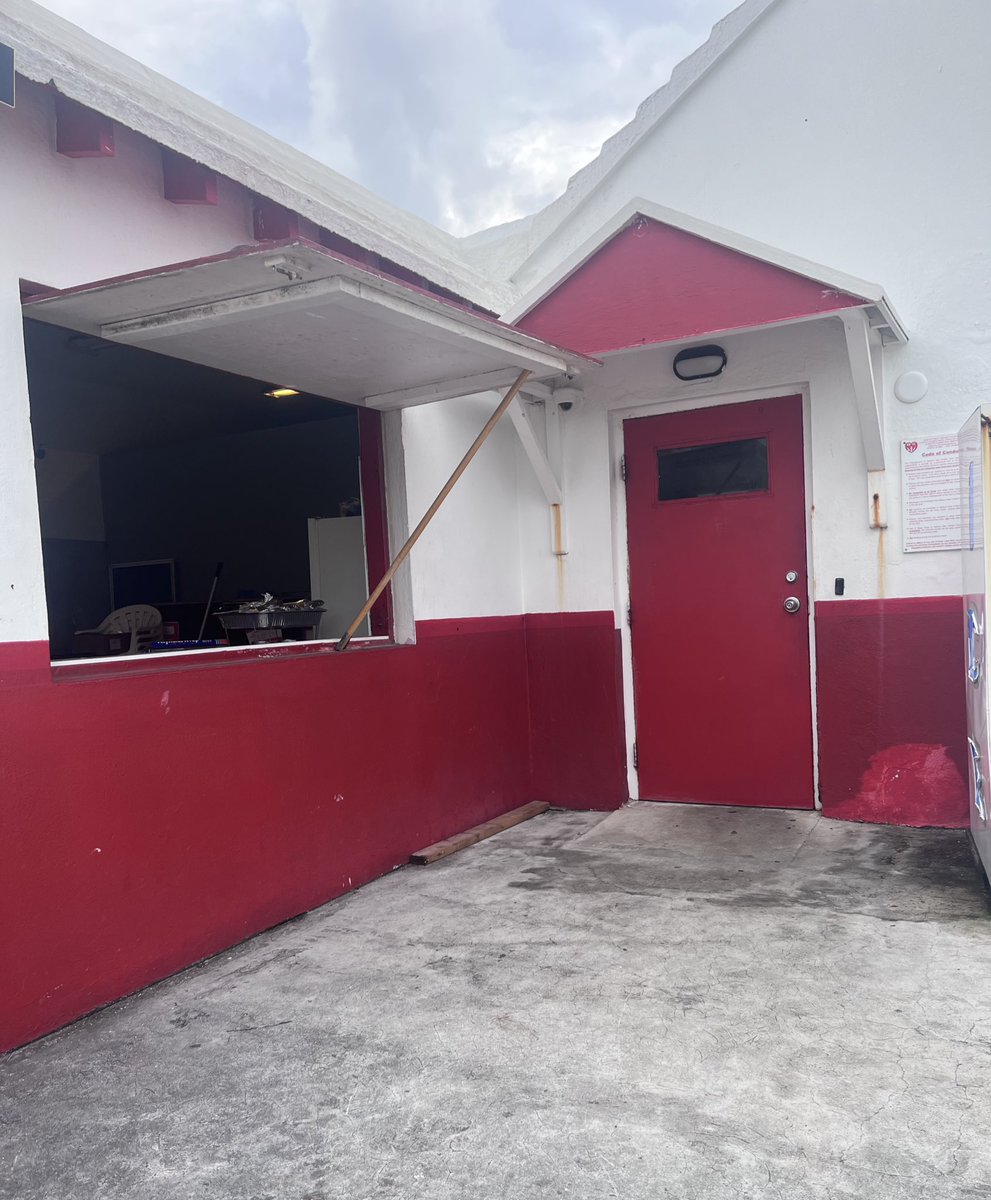 We will be at Bailey’s Bay every Thirsty Thursday serving Tacos from 6pm-12am