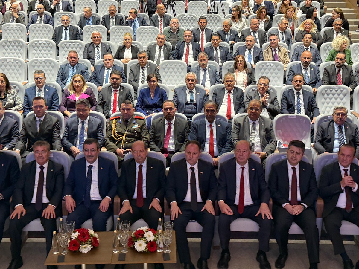 Dr. Aziz Alper BİTEN (@azizalperbiten) on Twitter photo KKTC 📍
KKTC Cumhurbaşkanı Sn Ersin Tatar ve Cumhurbaşkanı Yardımcımız Sn Cevdet Yılmaz’ın teşrif ettikleri toplantıda Sayın Bakan Yardımcımız <a href="/kursatkirbiyik/">H. Kürşat KIRBIYIK</a> Kıbrıs projelerimizin tanıtımını gerçekleştirdi.
Yeni Lefkoşa Hastanesi ve Dr Burhan Nalbantoğlu Hastanesi Renovasyon KKTC 📍
KKTC Cumhurbaşkanı Sn Ersin Tatar ve Cumhurbaşkanı Yardımcımız Sn Cevdet Yılmaz’ın teşrif ettikleri toplantıda Sayın Bakan Yardımcımız <a href="/kursatkirbiyik/">H. Kürşat KIRBIYIK</a> Kıbrıs projelerimizin tanıtımını gerçekleştirdi.
Yeni Lefkoşa Hastanesi ve Dr Burhan Nalbantoğlu Hastanesi Renovasyon