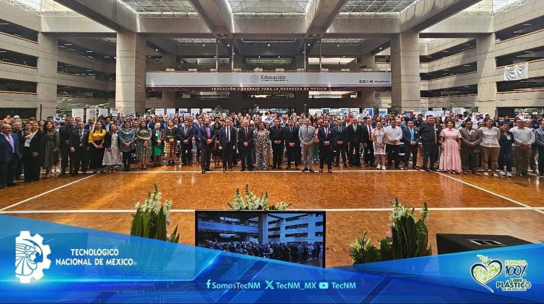 TecNM_MX's tweet photo. Con el objetivo de hacer un análisis de los 8 ejes de la agenda de la salud y revisar a fondo los proyectos destacados del Tecnológico Nacional de México en materia de salud, dio inicio el primer foro de la agenda estratégica de la salud de la comunidad educativa del TecNM. https://t.co/0hBYgnK5is