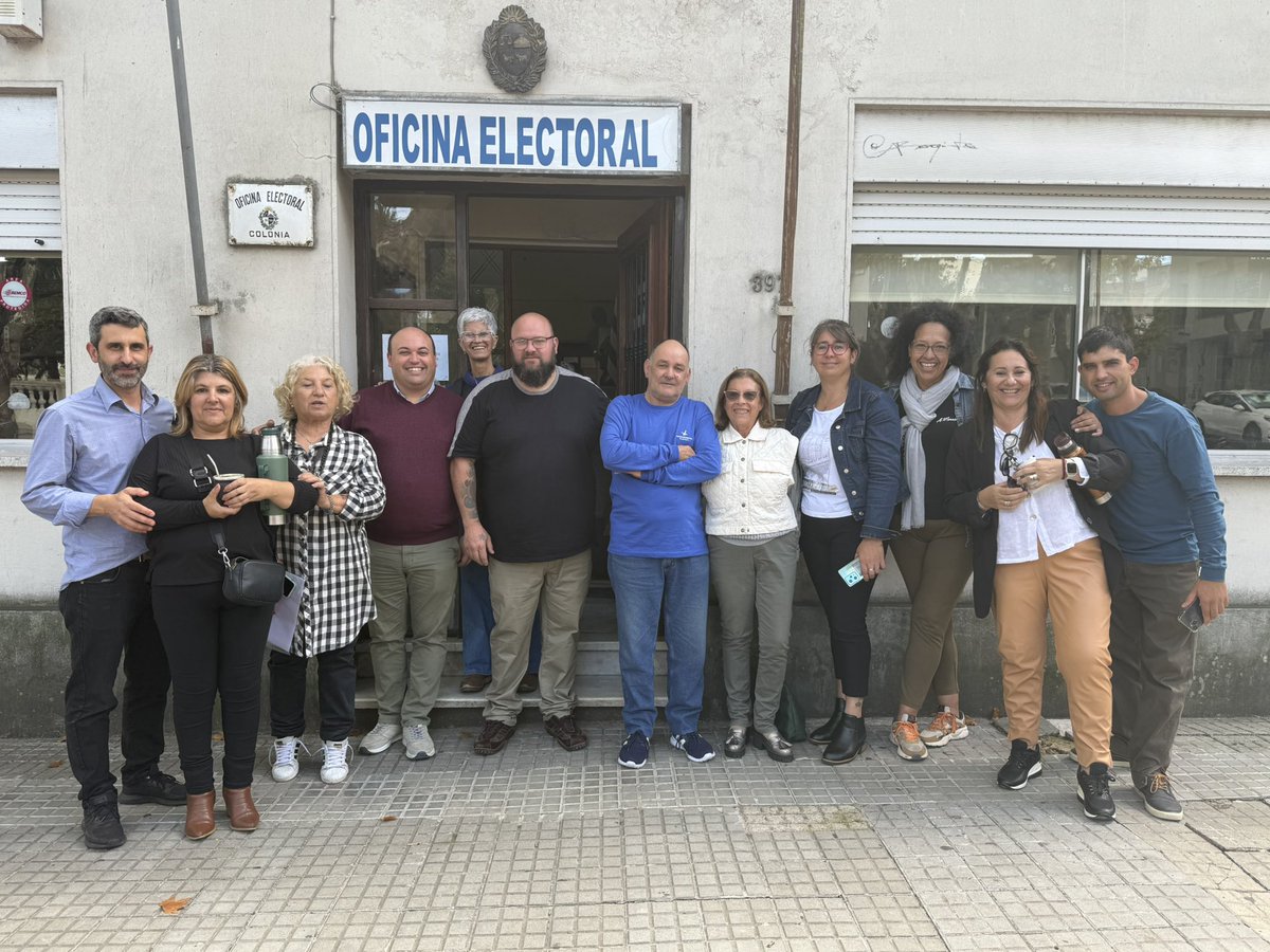 Hoy nos tocó recorrer Colonia del Sacramento junto al senador y candidato a intendente <a href="/nicovieradiaz/">Nicolás Viera</a> y la diputada Cecilia Badín. (1/2)