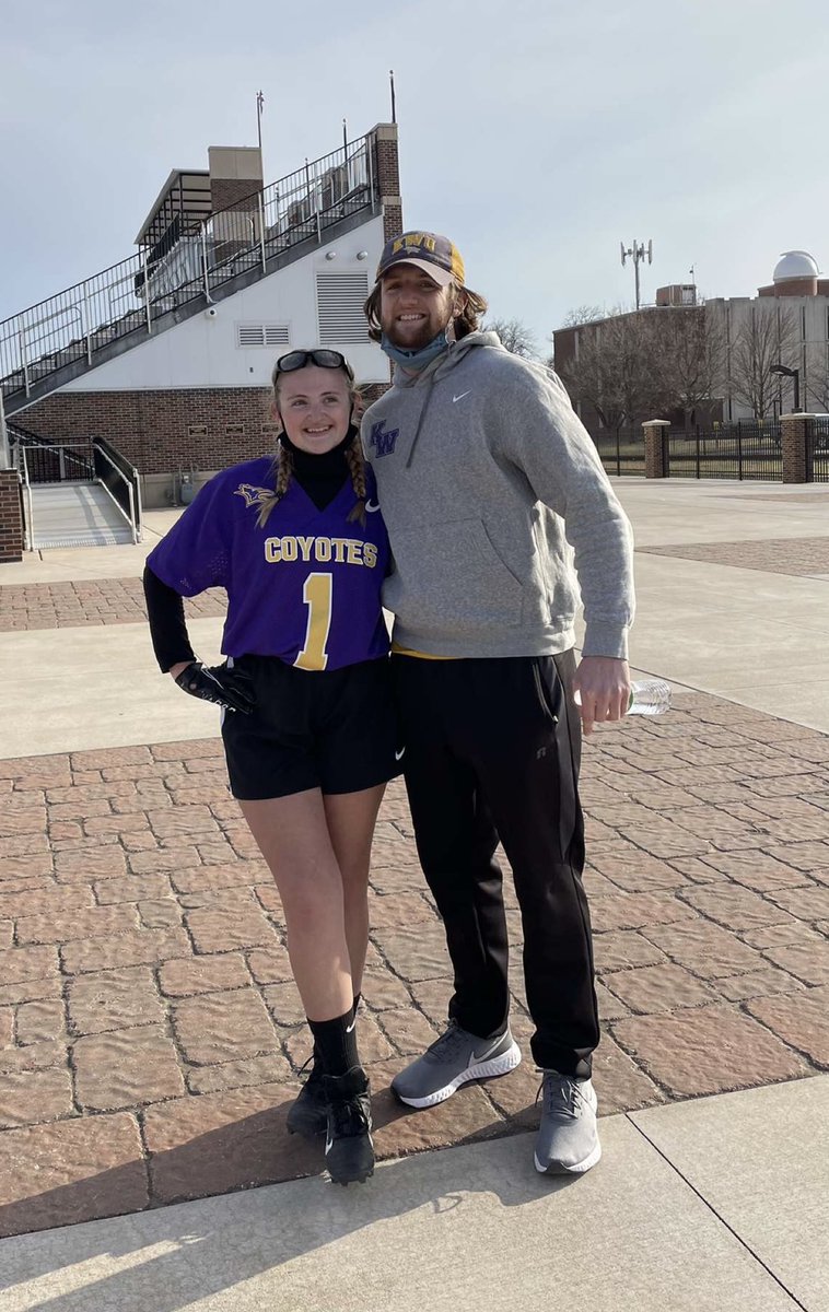 Heidi Jones tweet media