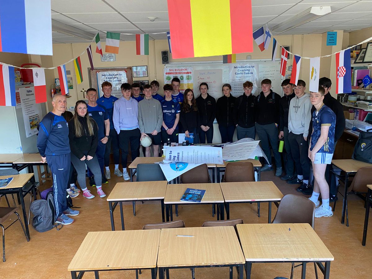 PILOT ICGG COURSE COMPLETED IN <a href="/FriarySports/">St. Augustine's</a> ✅️👏🏑🏐👇 #CoachEd #TYStudents #FutureLeaders 

Well done to the TY students from <a href="/FriaryCollege/">St. Augustine's</a> on completing our very successful &amp; enjoyable Introduction to Coaching Gaelic Games Course on Tuesday evening last ✅️ <a href="/WaterfordGAA/">Waterford GAA</a>