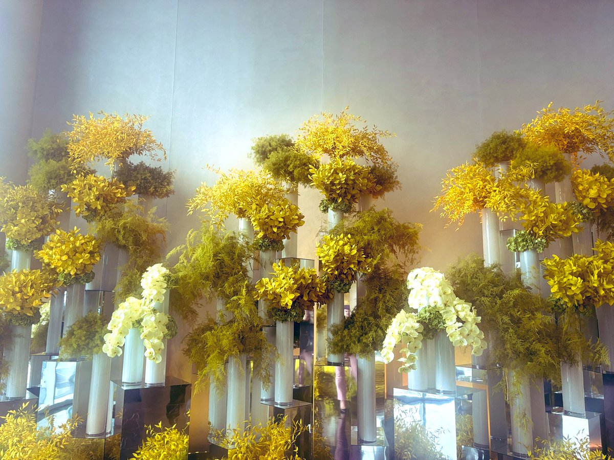 When in <a href="/PhiladelphiaGov/">City of Philadelphia</a> visiting the <a href="/FourSeasons/">Four Seasons Hotels</a> is a must.  What beauty!
